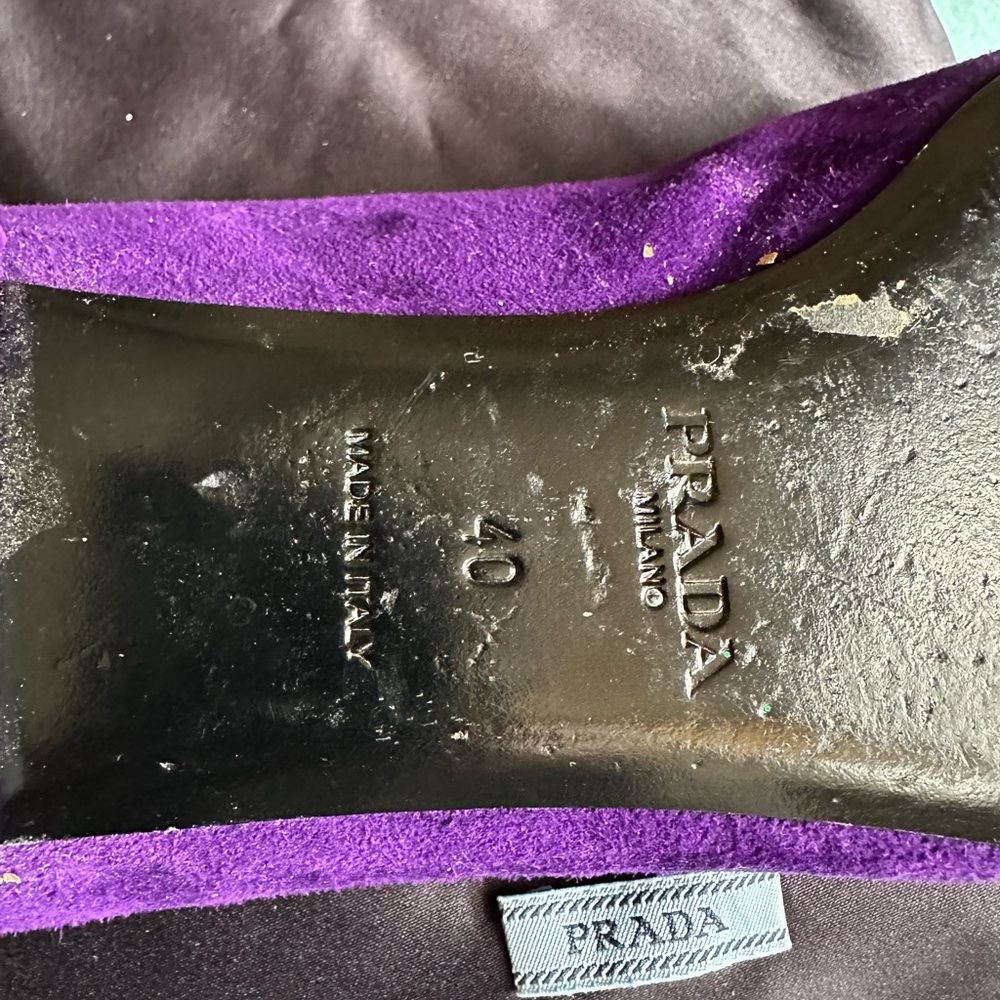 Prada Women's Purple Flats with Silver Buckle - Picture 7 of 9